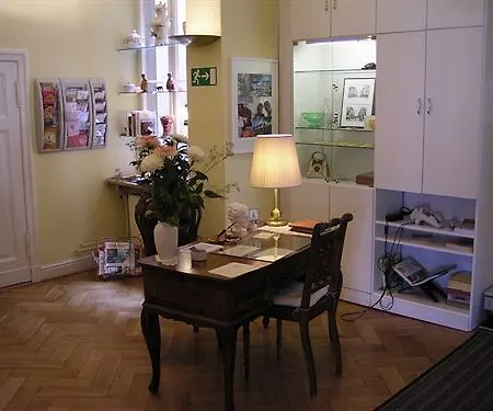 Casa de hóspedes Senta 2*