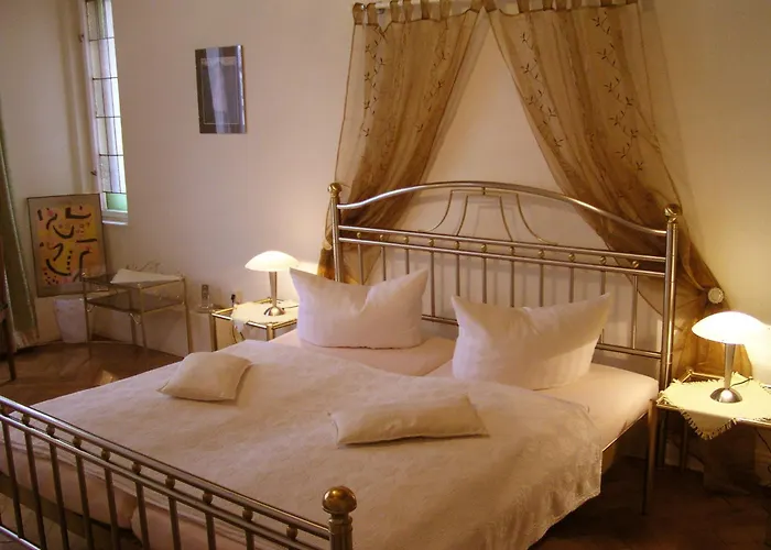 Senta Guest house 2*