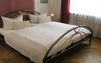 Senta Penzion 2*